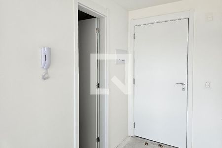 Sala/Cozinha de kitnet/studio à venda com 1 quarto, 35m² em Passo D’areia, Porto Alegre