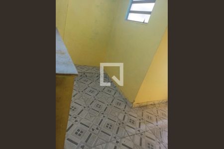 Corredor de casa para alugar com 1 quarto, 80m² em Anchieta, Nilópolis