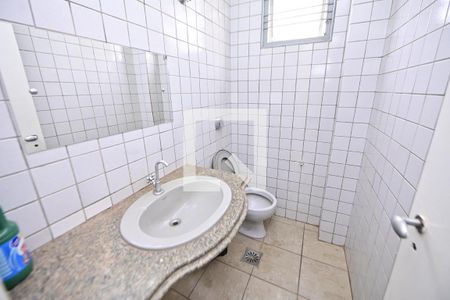 Lavabo de casa para alugar com 4 quartos, 515m² em Jardim Planalto, Goiânia