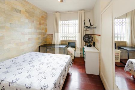 Quarto 2 de casa à venda com 3 quartos, 249m² em Calafate, Belo Horizonte