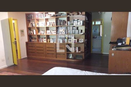 Casa à venda com 4 quartos, 230m² em Itanhangá, Rio de Janeiro