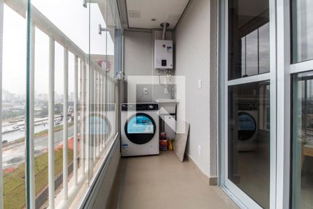 Varanda de apartamento para alugar com 1 quarto, 65m² em Vila Nilva, Barueri