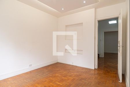 Sala de casa à venda com 3 quartos, 180m² em Bela Vista, São Paulo