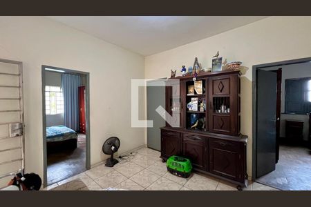 sala de casa para alugar com 3 quartos, 360m² em Nova Vista, Belo Horizonte