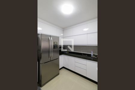 Sala e Cozinha de casa de condomínio à venda com 3 quartos, 140m² em Vila Guilhermina, São Paulo