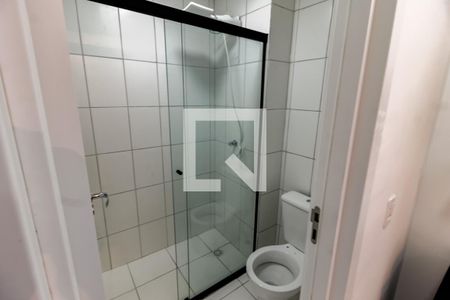 Banheiro de apartamento para alugar com 2 quartos, 40m² em Cidade Jardim, São Paulo