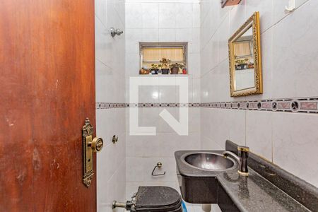 Lavabo de casa para alugar com 3 quartos, 190m² em Vila Água Funda, São Paulo