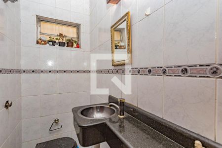 Lavabo de casa para alugar com 3 quartos, 190m² em Vila Água Funda, São Paulo