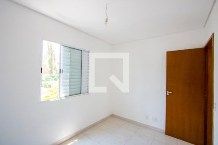 Quarto 1 de apartamento à venda com 2 quartos, 57m² em Vila Lutécia, Santo André