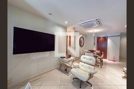 Sala de apartamento para alugar com 3 quartos, 230m² em Botafogo, Rio de Janeiro