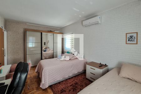Quarto 2 (casa 1) de casa à venda com 4 quartos, 220m² em Santa Terezinha, São Bernardo do Campo