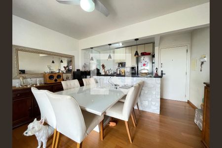 Sala de apartamento à venda com 3 quartos, 75m² em Jardim Peri Peri, São Paulo