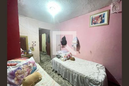 Quarto 2 de casa à venda com 5 quartos, 200m² em Jardim Santa Ines, Guarulhos