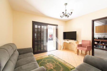 Casa para alugar com 7 quartos, 483m² em Fátima, Canoas