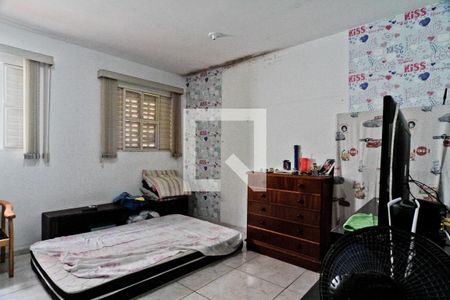 Casa à venda com 7 quartos, 100m² em Parque Peruche, São Paulo