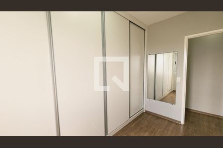 Apartamento à venda com 2 quartos, 56m² em Jardim das Samambaias, Jundiaí