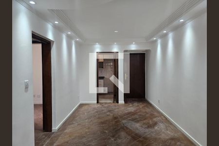 Sala de apartamento para alugar com 3 quartos, 82m² em Jardim Maia, Guarulhos