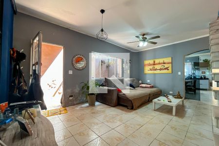 Sala de casa à venda com 3 quartos, 161m² em Vila Portuguesa, São Paulo