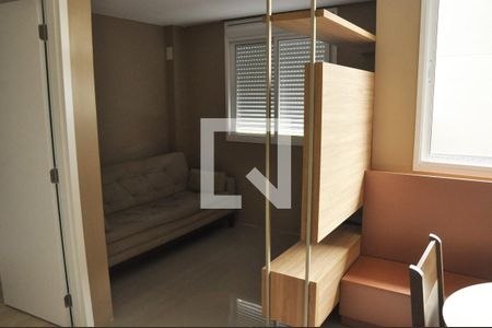 Sala de apartamento para alugar com 1 quarto, 56m² em São Geraldo, Porto Alegre