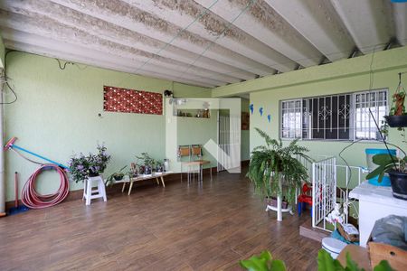 Varanda de casa à venda com 3 quartos, 125m² em Vila Roque, São Paulo