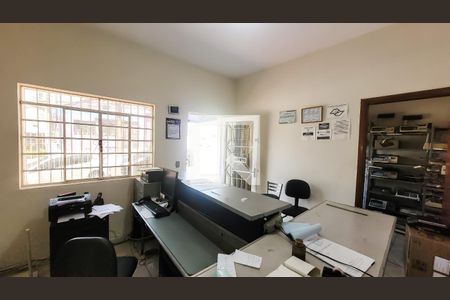 Sala de casa à venda com 3 quartos, 85m² em Vila Rossi, Campinas