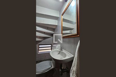 Lavabo de casa à venda com 2 quartos, 140m² em Jardim Santo Antoninho, São Paulo