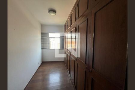 Corredor de apartamento para alugar com 4 quartos, 270m² em Santo Agostinho, Belo Horizonte