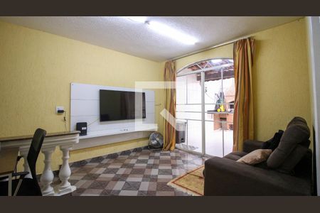 Casa à venda com 3 quartos, 125m² em Jardim Tango, São Paulo