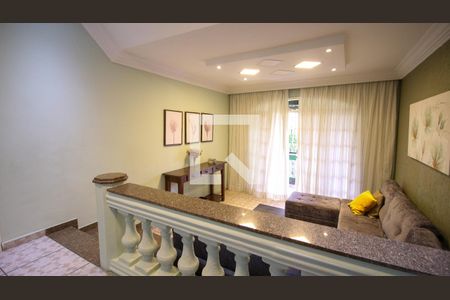 Casa à venda com 3 quartos, 125m² em Jardim Tango, São Paulo