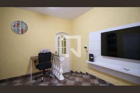 Casa à venda com 3 quartos, 125m² em Jardim Tango, São Paulo