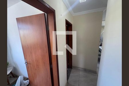 Corredor de apartamento à venda com 2 quartos, 51m² em Jardim Alvorada, Belo Horizonte