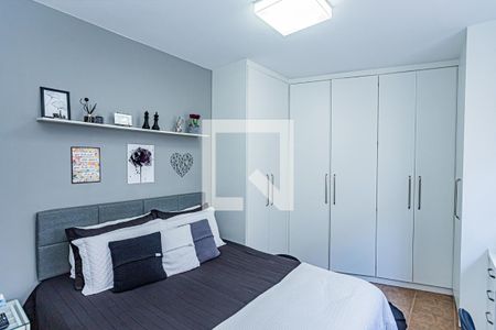 Quarto 1 de casa à venda com 5 quartos, 150m² em Vila Mangalot, São Paulo