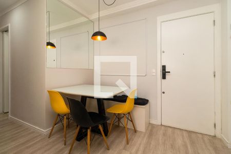 Sala de apartamento para alugar com 2 quartos, 45m² em Vila Ema, São Paulo