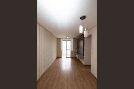 Sala de apartamento à venda com 2 quartos, 60m² em Vila Silveira, Guarulhos
