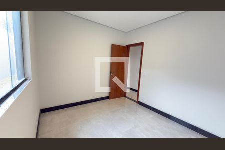 Casa à venda com 3 quartos, 200m² em Jardim Imperial, Lagoa Santa