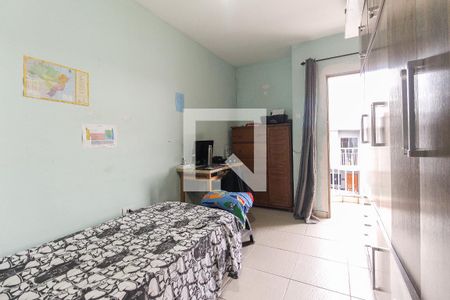 Quarto 1 de casa de condomínio para alugar com 2 quartos, 71m² em Vila Carmosina, São Paulo