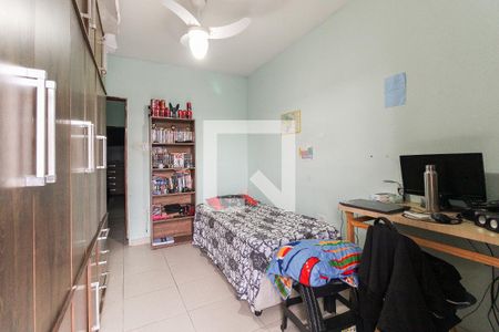 Quarto 1 de casa de condomínio para alugar com 2 quartos, 71m² em Vila Carmosina, São Paulo