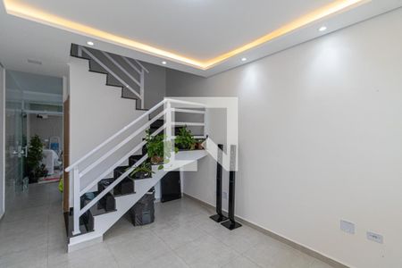 Sala de casa à venda com 2 quartos, 80m² em Jardim Fernandes, São Paulo