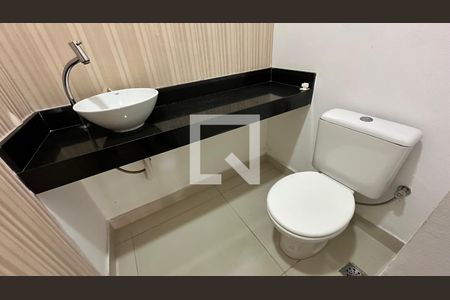 Lavabo de apartamento para alugar com 3 quartos, 160m² em Vargem Pequena, Rio de Janeiro