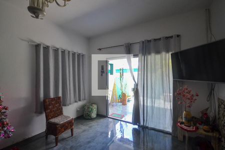 Casa para alugar com 3 quartos, 280m² em Luz, Nova Iguaçu