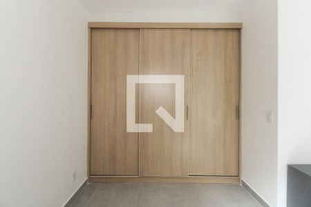 Quarto de kitnet/studio para alugar com 1 quarto, 30m² em Vila Carrão, São Paulo