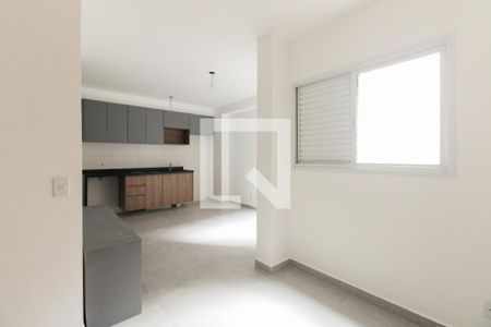 Quarto de kitnet/studio para alugar com 1 quarto, 30m² em Vila Carrão, São Paulo