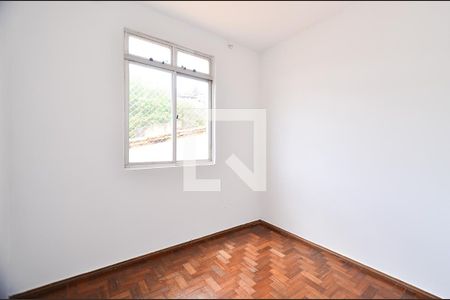 Quarto 2 de apartamento para alugar com 3 quartos, 62m² em São Lucas, Belo Horizonte