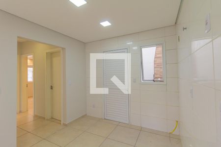 Sala/Cozinha de casa de condomínio à venda com 3 quartos, 66m² em Niterói, Canoas