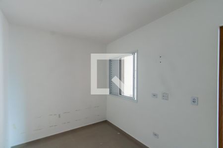 Quarto 2 de apartamento para alugar com 2 quartos, 48m² em Jardim Triana, São Paulo