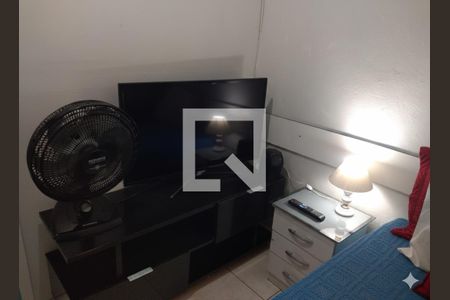 Quarto 1 de casa para alugar com 2 quartos, 40m² em Inhoaíba, Rio de Janeiro