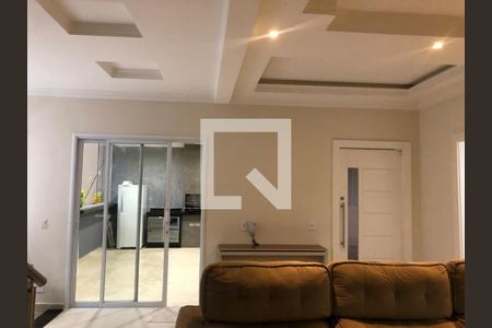 Casa para alugar com 4 quartos, 226m² em Jardim Ipaussurama, Campinas