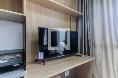 Sala/Cozinha de apartamento à venda com 1 quarto, 25m² em Vila Butantã, São Paulo