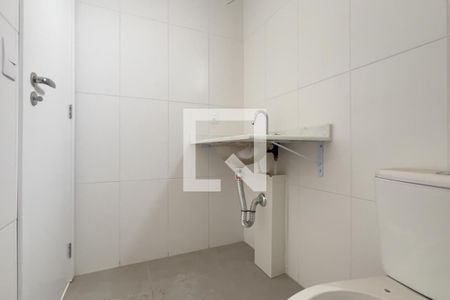 Banheiro da Suíte de apartamento à venda com 2 quartos, 79m² em Vila Augusta, Guarulhos