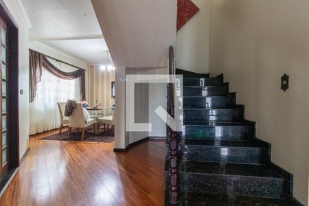 Sala de casa para alugar com 4 quartos, 287m² em Pinheirinho, Curitiba